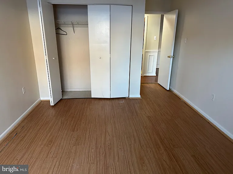 1637 Oakwood Dr #S-105 — Photo 12