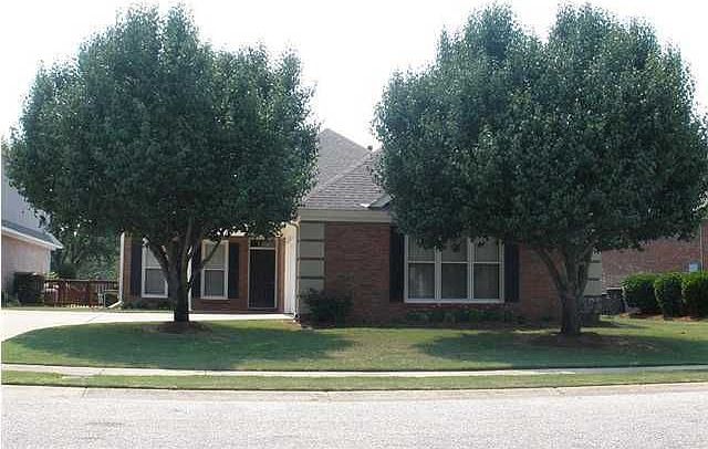 1st image of 335 Green Chase Cir