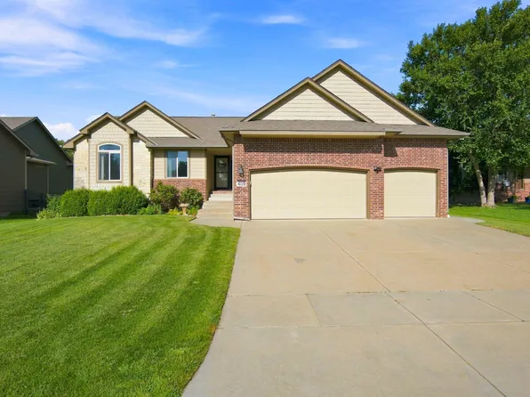4119 N Parkdale Cir, Maize, KS 67101