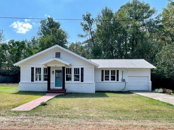 105 E Willow Dr #D, Mendenhall, MS 39114