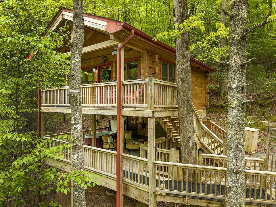 1st image of 28 Briar Creek Rd