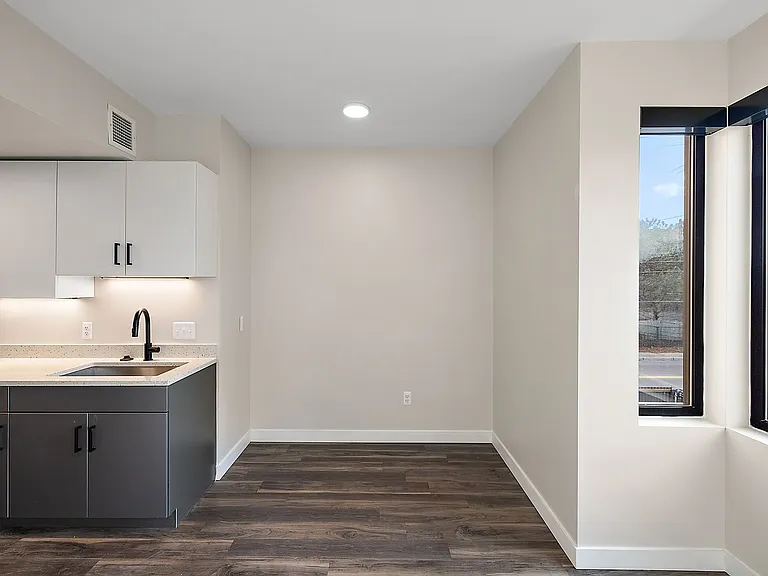 7631 E Lafayette St — Photo 10