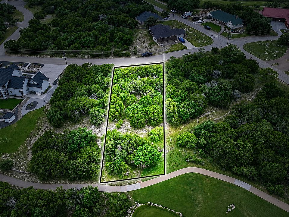 2nd image of 34 Glen Abbey Dr S