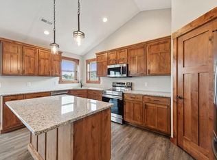 1895 Otter Way, New Richmond, WI 54017