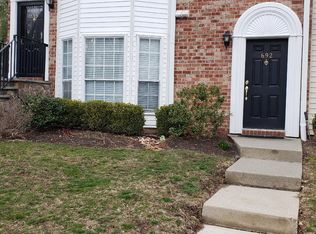 692 Plum Ter, Mahwah, NJ 07430