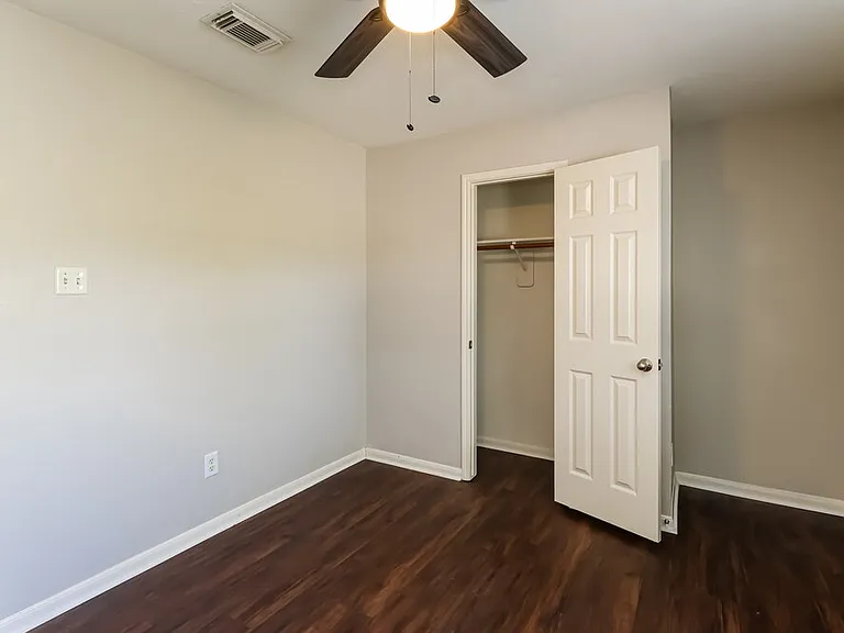 18823 Timber Spring Dr — Photo 15