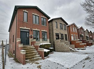 3852 S Emerald Ave, Chicago, IL 60609