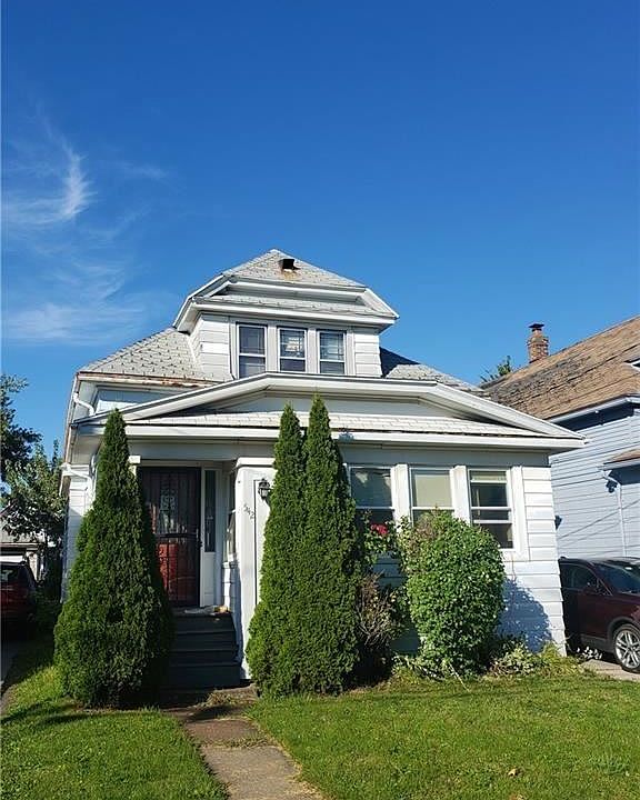 1st image of 542 Highgate Ave