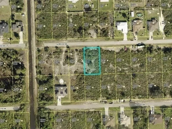 2713 63rd St W, Lehigh Acres, FL 33971