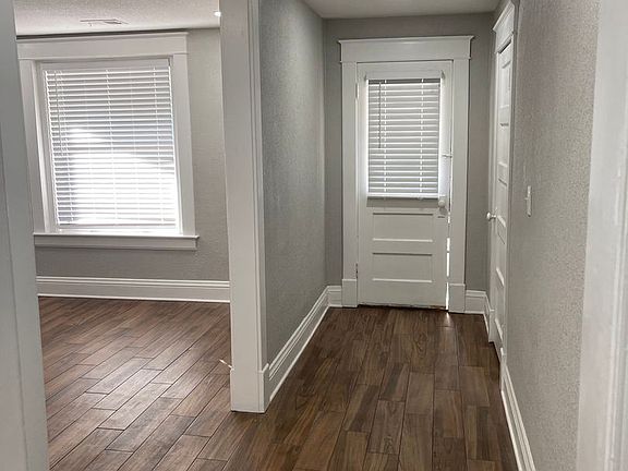 4th image of 115 Park Ave #2S