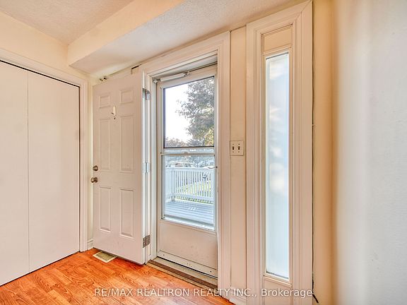 5th image of 15 Glendan Ct