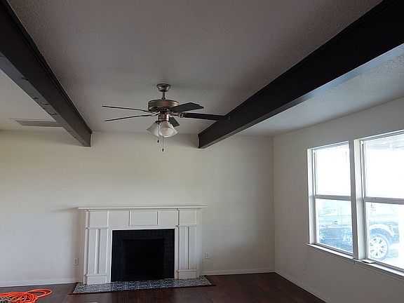 3rd image of 304 S 7th St