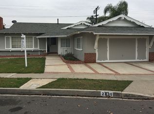 2831 Francis Ln, Costa Mesa, CA 92626