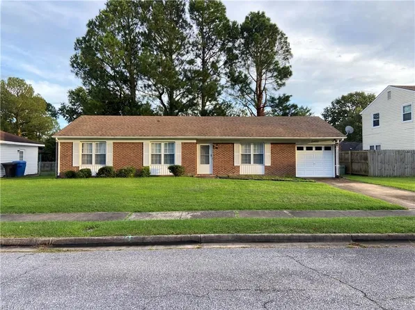 5465 Society Ln, Virginia Beach, VA 23464