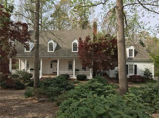 4002 Neuse Ct, Greensboro, NC 27407
