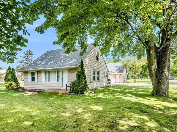 30110 Five Mile Rd, Livonia, MI 48154
