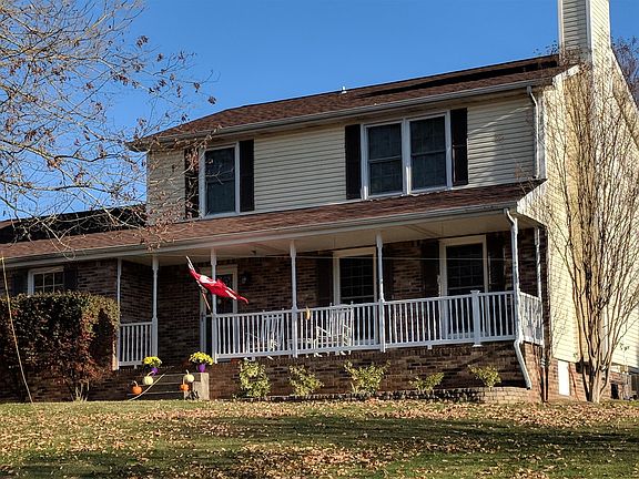 3rd image of 313 Dunbrook Dr