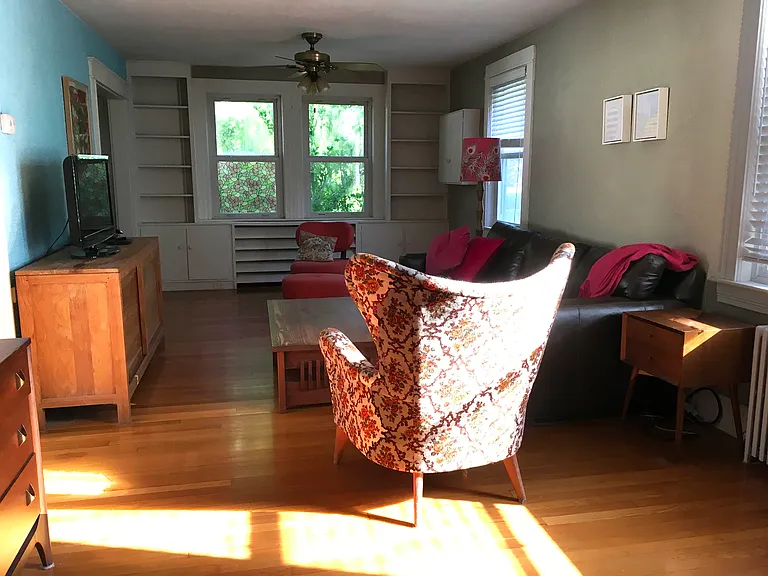 161 Aldrich Rd — Photo 2