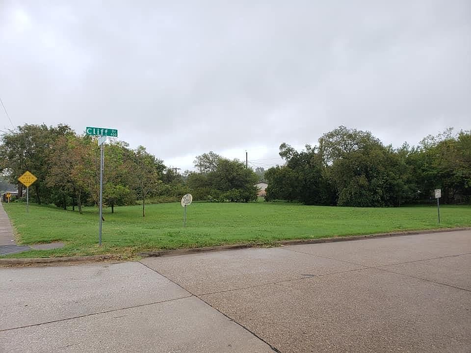 1st image of 1816 W Walnut St Lot 26