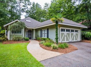 8 Sara Ct, Hilton Head Island, SC 29926