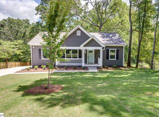 70 Emma St, Greenville, SC 29609