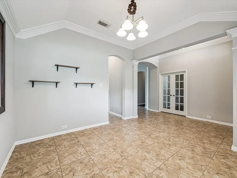 2821 Chinaberry Park Ln — Photo 8