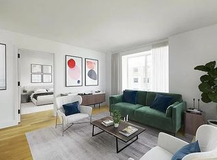 101 E 10th St STE 2B, New York, NY 10003