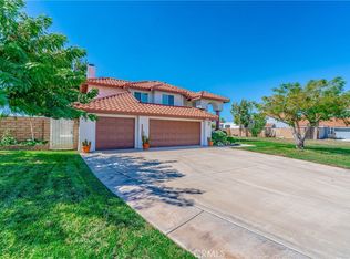 12310 Iroquois Rd, Apple Valley, CA 92308