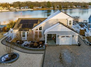 261 Timberlake Dr, Manahawkin, NJ 08050