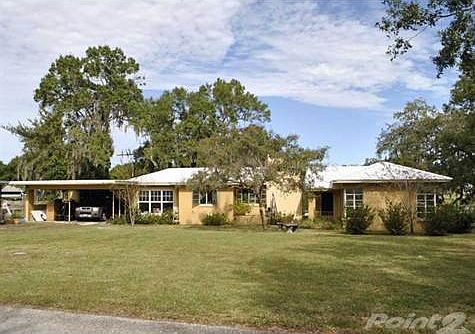 5th image of 1211 S Pine Lake Dr