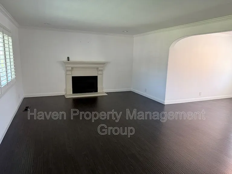 7420 Hansen Dr — Photo 7