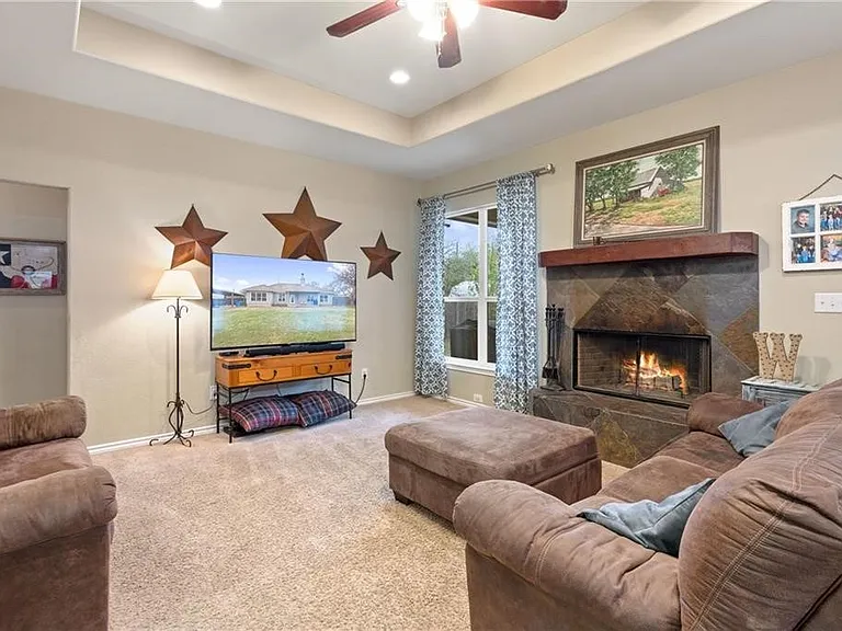 107 E Dawn Dr — Photo 8