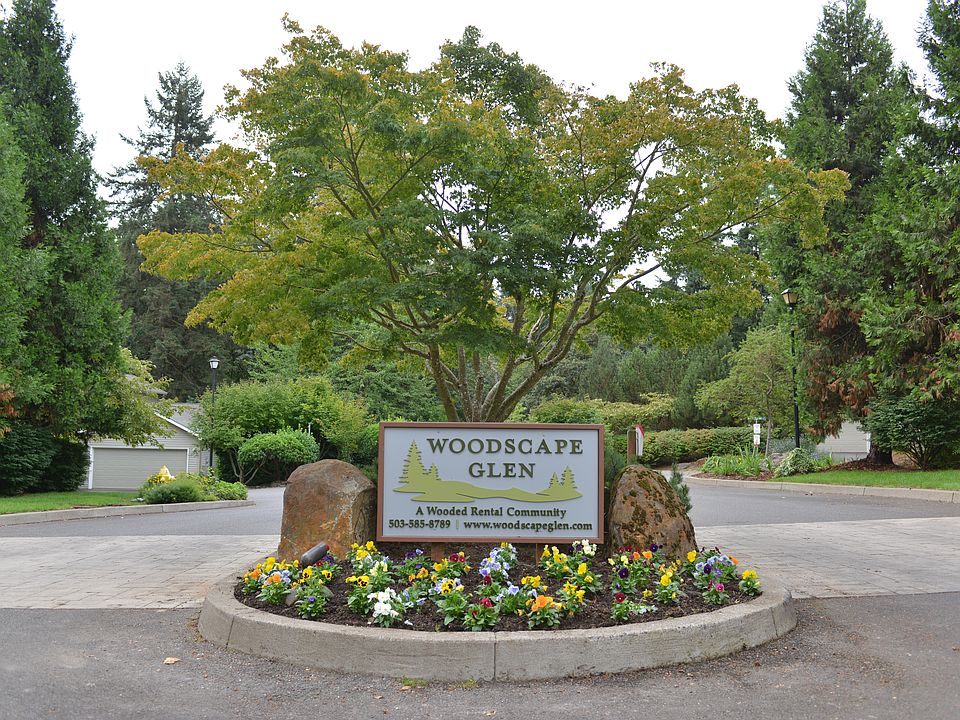 Entrance to Woodscape Glen