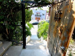 806 Lucile Ave, Los Angeles, CA 90026