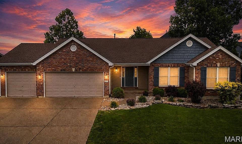 1st image of 4216 Broken Rock Dr
