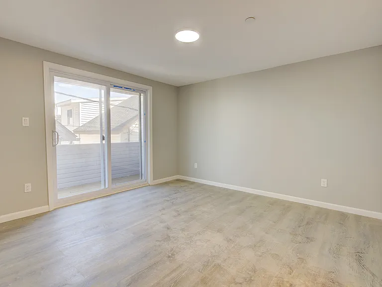 46 Kentucky St #1 — Photo 17