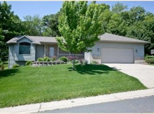 1372 Terry Dr, Saint Charles, MN 55972