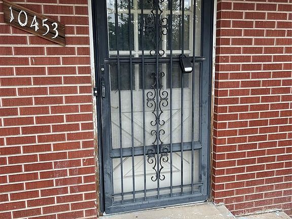 3rd image of 10453 W 8th Pl