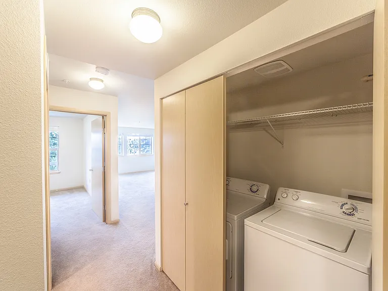 Four Lakes Apartment Homes — Photo 42