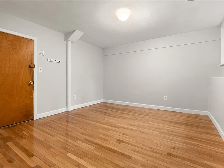 1400 Commonwealth Ave #2 — Photo 5