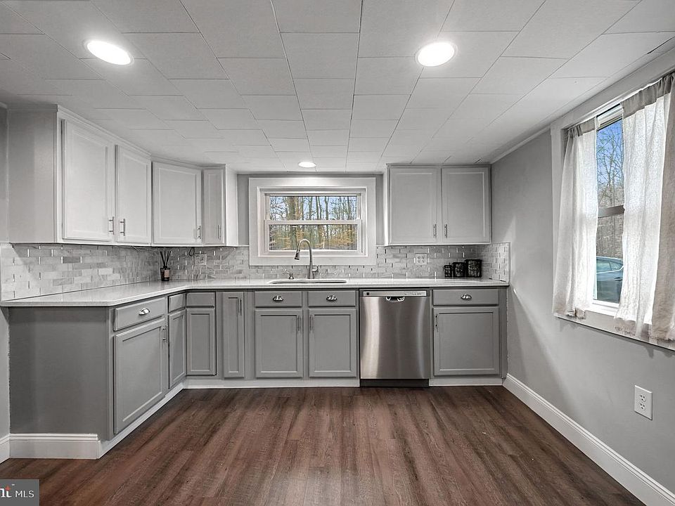 1st image of 1312 Everetts Corner Rd