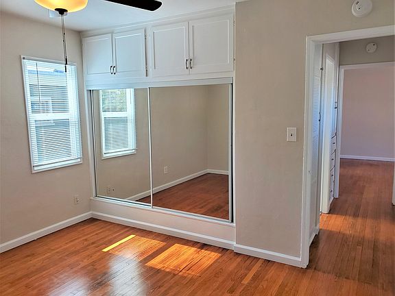 3rd image of 3990 Hamilton St