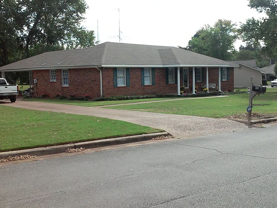 1st image of 110 Harvest Dr