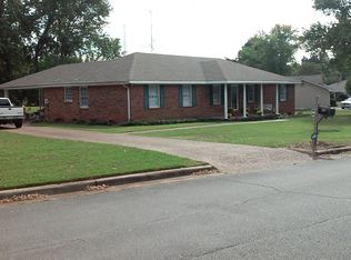 110 Harvest Dr, Florence, AL 35633