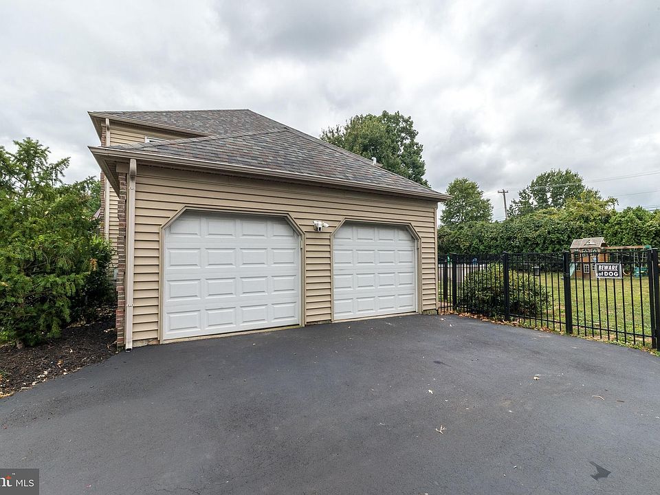 2204 Club House Cir, Jamison, PA 18929 | Zillow