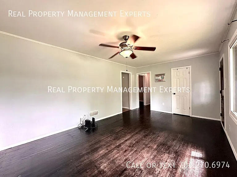 4429 Firwood Ln — Photo 6