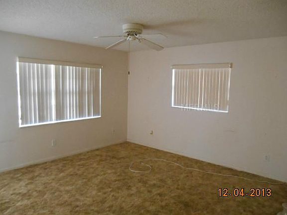 4th image of 3218 68th Ave N