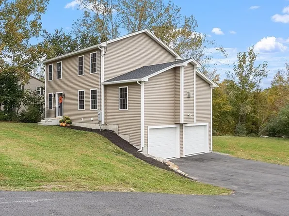 407 Pleasant St, Leicester, MA 01524