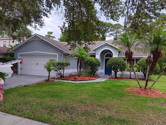 3rd image of 11180 Cypress Leaf Dr