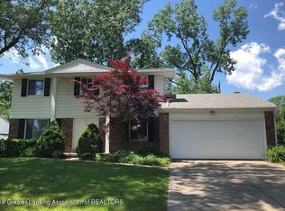 1340 Ramblewood Dr, East Lansing, MI 48823